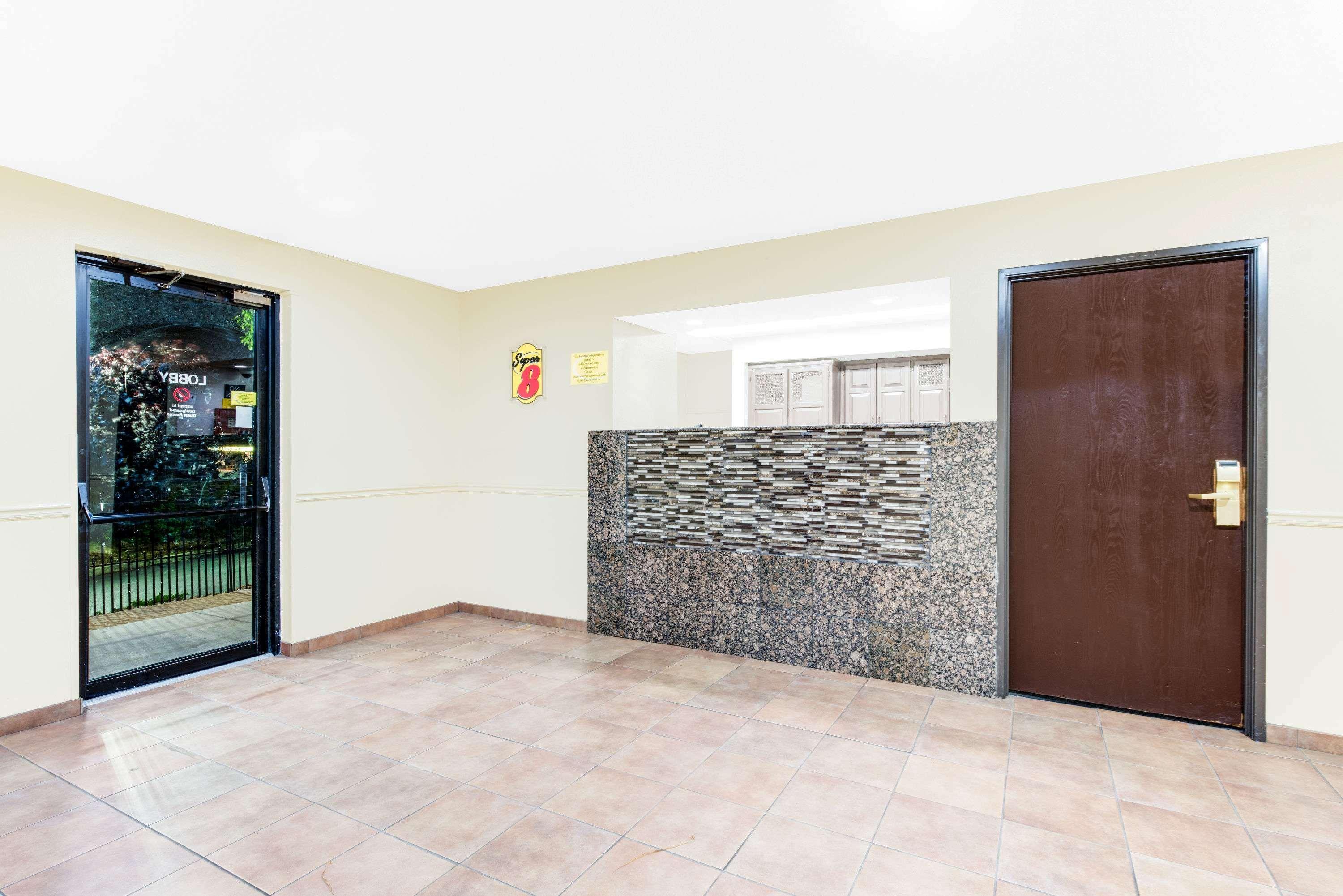 Super 8 By Wyndham Hagerstown I-70 Exterior foto